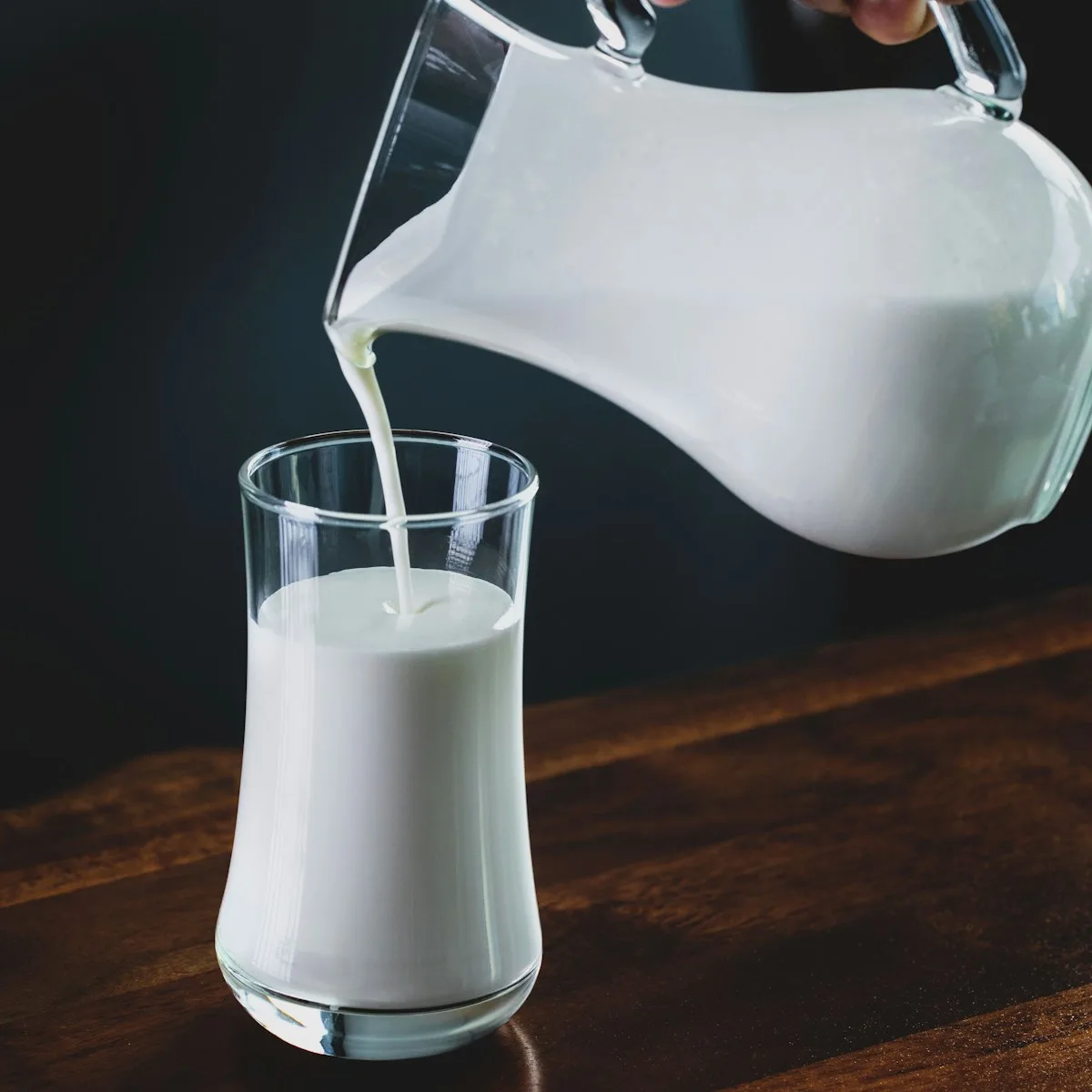 Fresh Full Cream Fresh Milk 2 L view 1