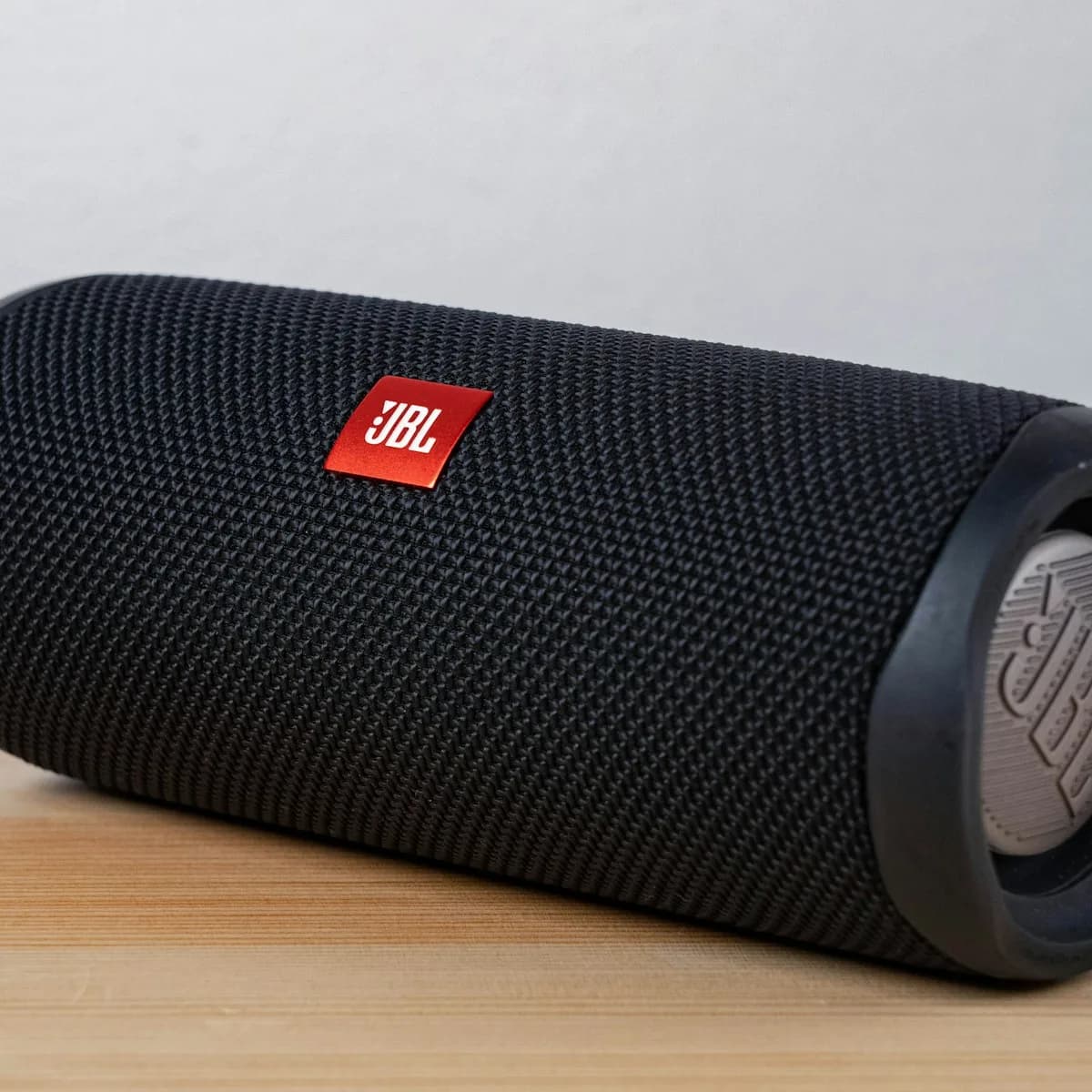 Rugged Waterproof Bluetooth Speaker 16 Watt view 3